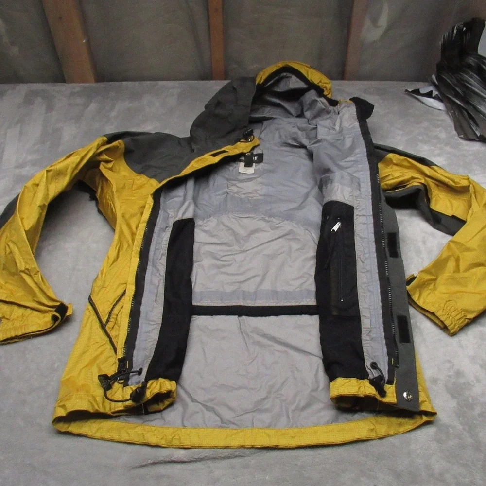 REI Rain Jacket Men Small Yelw Waterproof Shell Outdoor Rain Forest Outdoors VTG